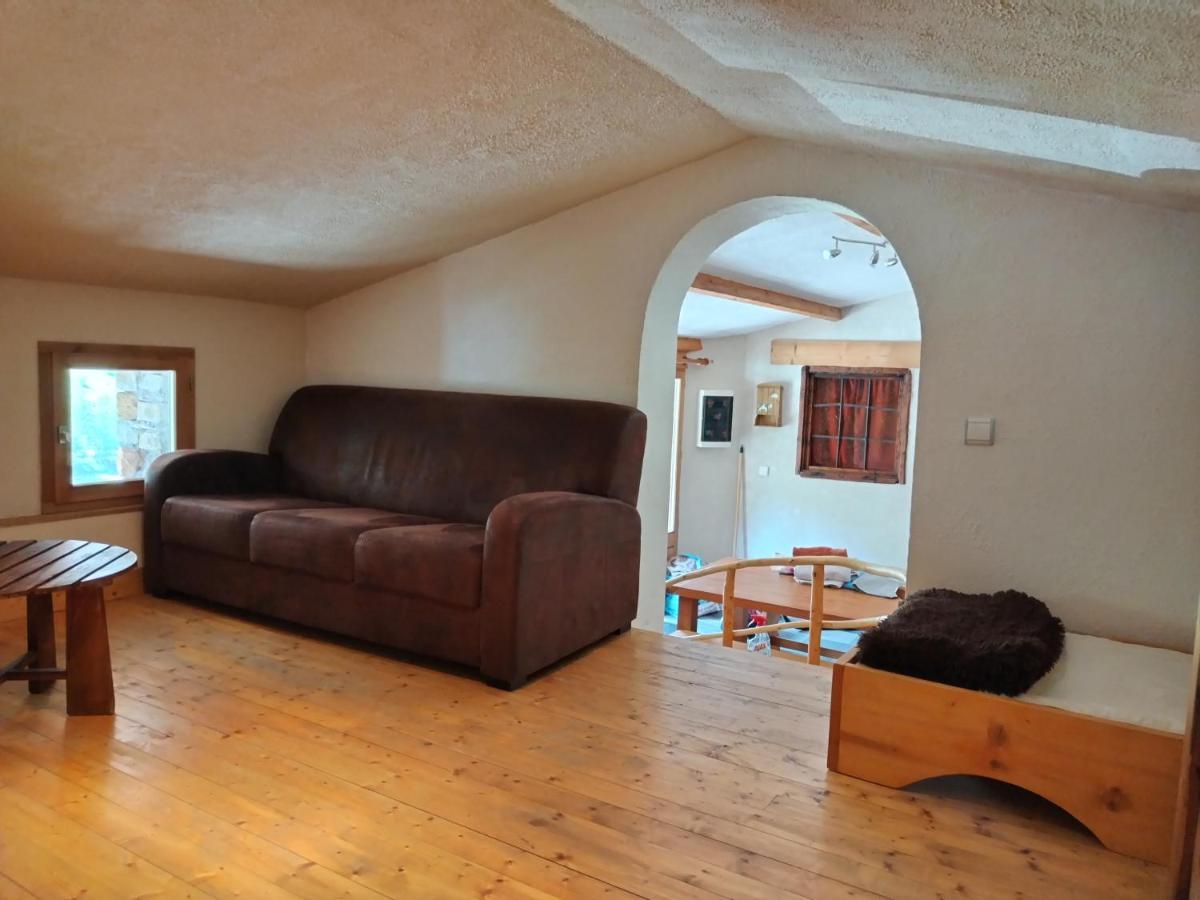 Chalet Le Grand Mean Apartment บอนเนวัล-ซัวร์-อาร์ค ภายนอก รูปภาพ