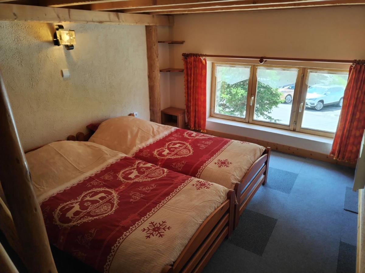 Chalet Le Grand Mean Apartment บอนเนวัล-ซัวร์-อาร์ค ภายนอก รูปภาพ